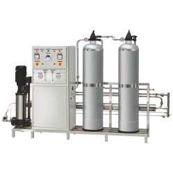 دستگاه تصفیه آب صنعتی به روش اسمز معکوس Water Filter Reverse osmosis plant Water treatment Industry, Business, people, water Treatment دستگاه اسمز معکوس تصفیه آب صنعتی کارخانه